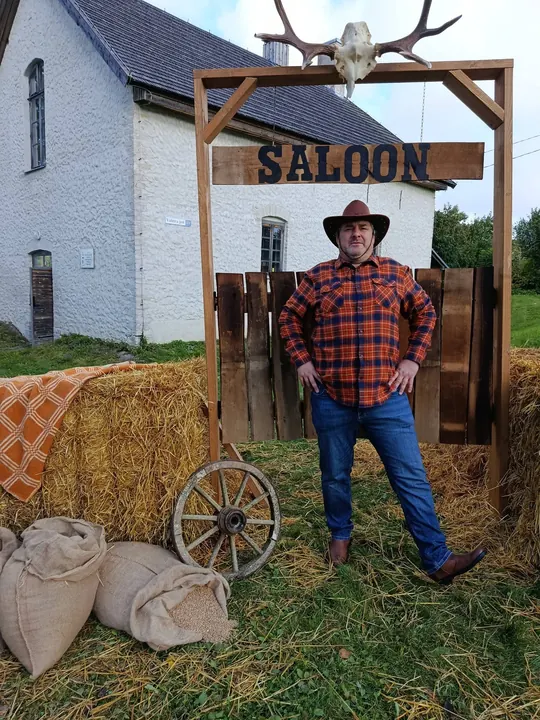 Lasila saloon ootab külastajaid